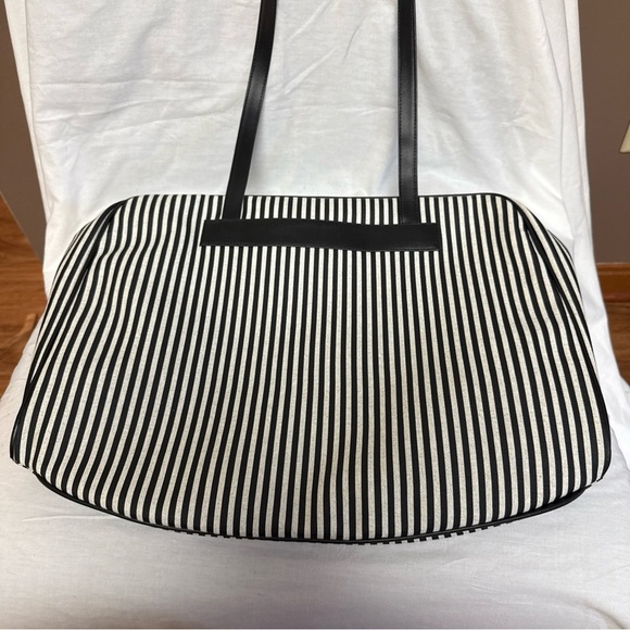 Oscar de la Renta Black and White Striped Tote - Picture 11 of 11